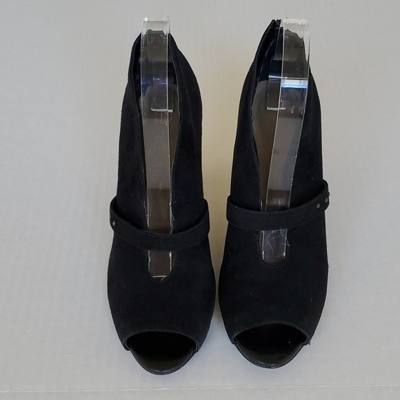 Bella Vita Peep Toed Suede Bootie Heels Size 7 - Picture 2 of 8